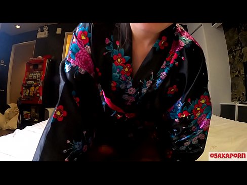 ❤️ Ko te kotiro cosplay rangatahi e pai ana ki te moe wahine ki te korikori me te pupuhi i roto i te wahine hoiho me te pupuhi. Kotiro Ahia he Topanga puhuruhuru me te tits ataahua i roto i nga kakahu Japanese tuku iho i roto i te ataata runaruna e whakaatu ana i te titoo me nga taonga taakaro Fuck. Sakura 3 OSAKAORN. ️❌ Karekau Nui i a matou ❌❤